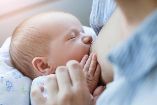 You are currently viewing How to Improve Breast Milk Quantity and Quality Naturally